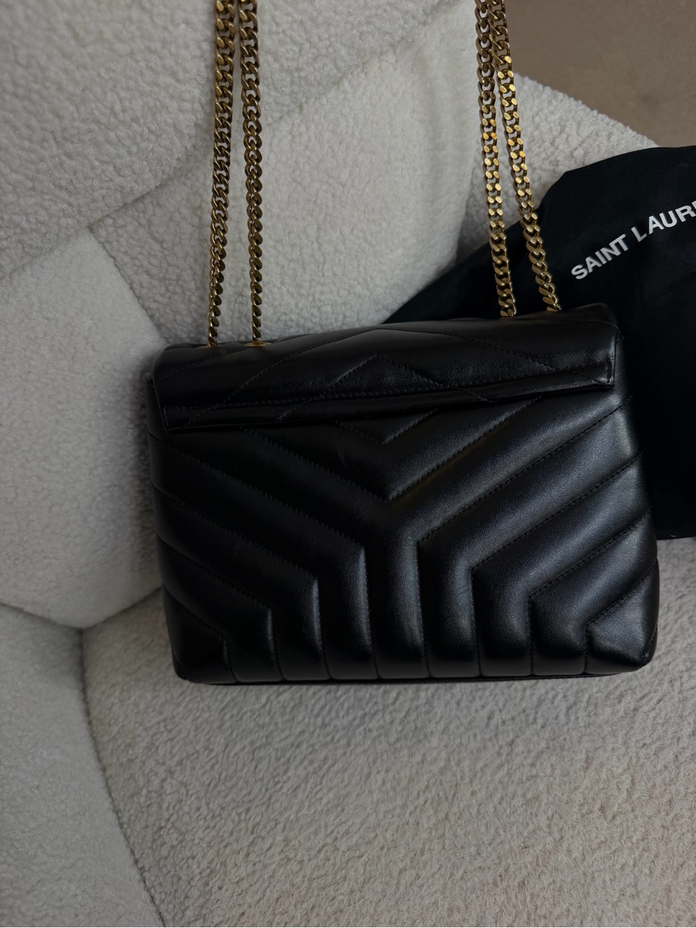 Saint Laurent Medium Loulou Black Quilted Leather Shoulder Bag with Gold Chain - Picture 4 of 7